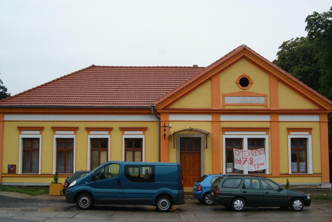 Ubytovani U Tajcu Dolni Berkovice Екстер'єр фото